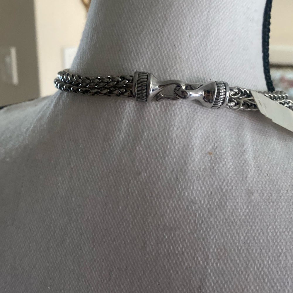 ROBLYN DESIGNS Stone Pendant Necklace - Picture 7 of 8